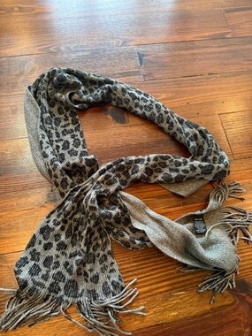 Women's Leopard Print Fringe Scarf - Black & silver